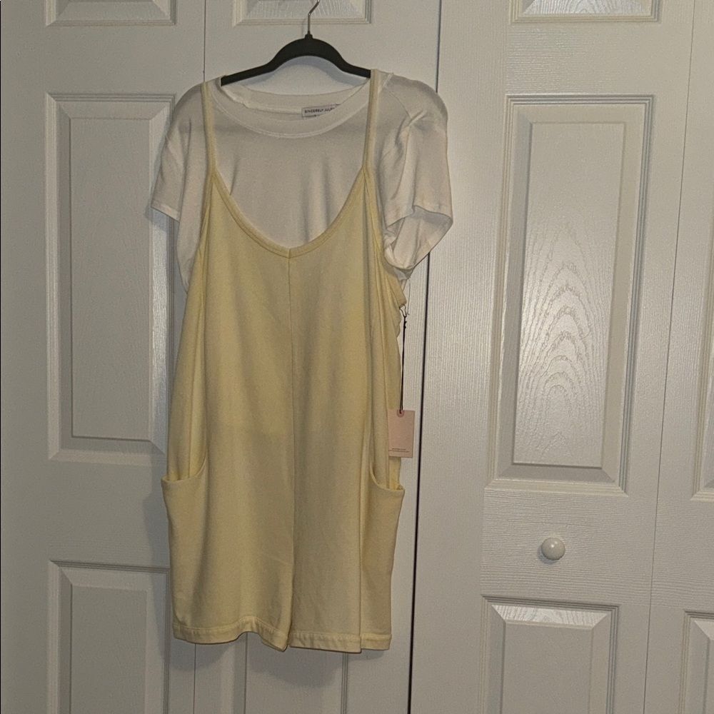 Sincerely Jules women’s romper set with White T-Shirt xl NWT